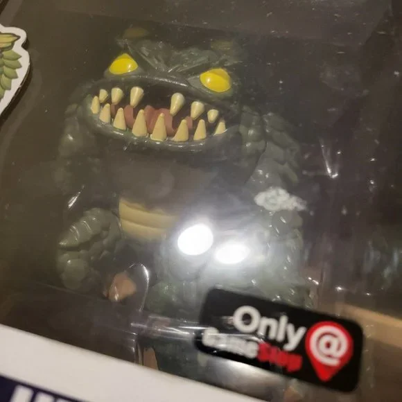 Resident Evil Hunter GameStop Exclusive Funko Pop